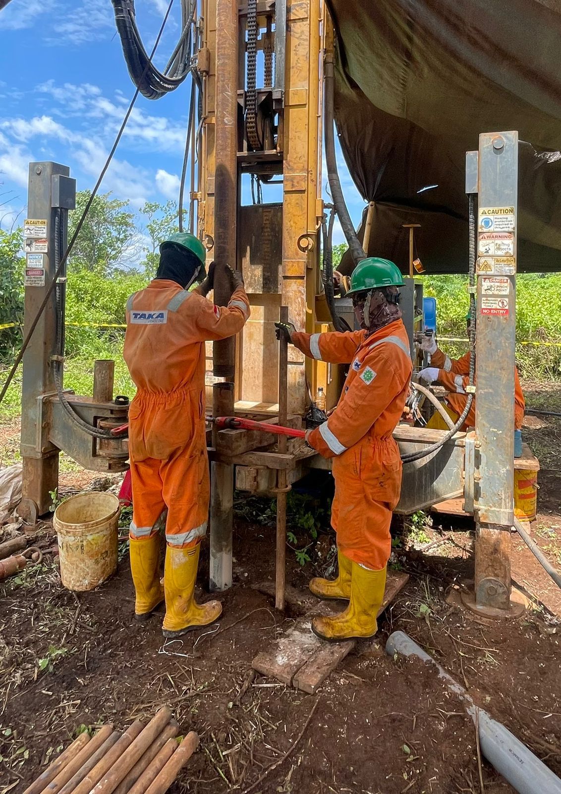 Onshore geotechnical drilling rig