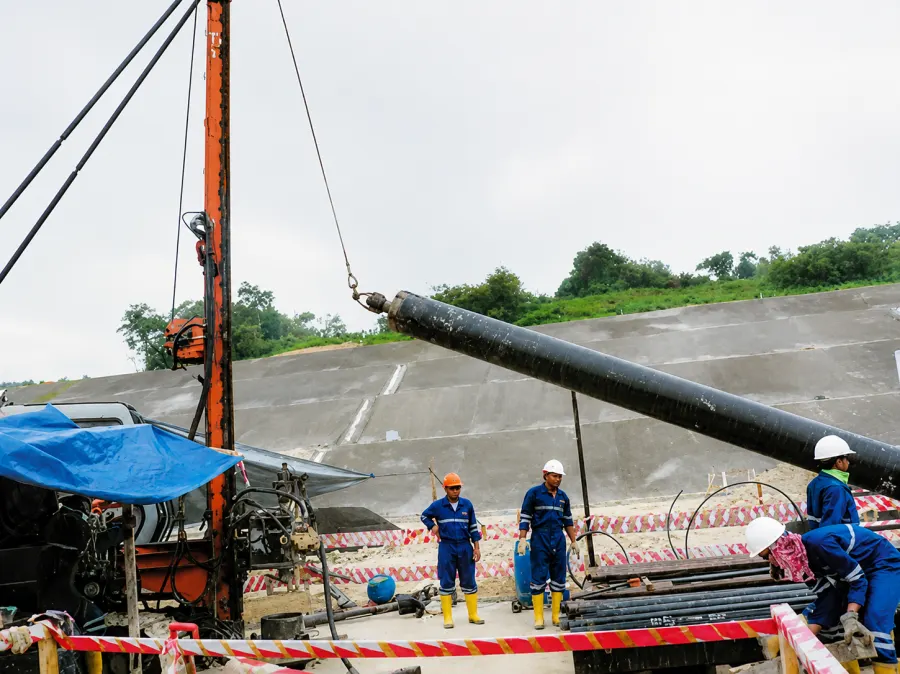 Hydrogeology drilling field work