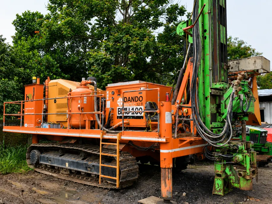 Dando Mintec crawler drilling rig documentation
